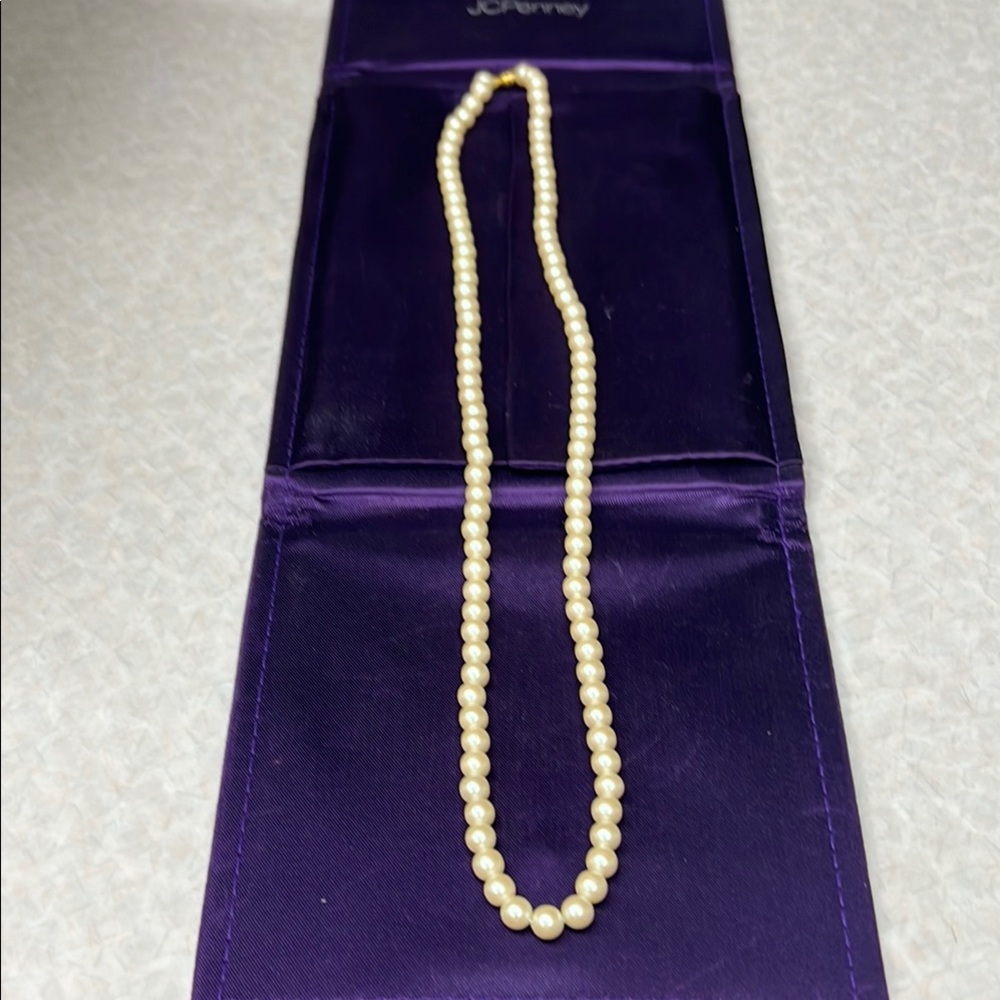 Elegant Cream fashion Pearl Necklace 24”